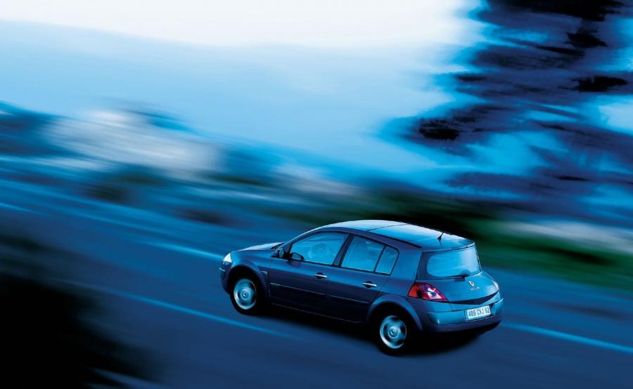  Renault Megane 2001 года  (фото 4 из 35)